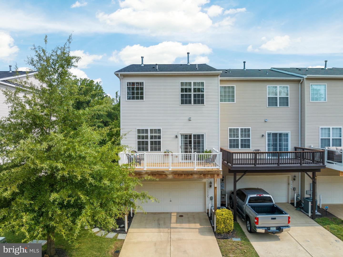 15864 MacKenzie Manor Dr