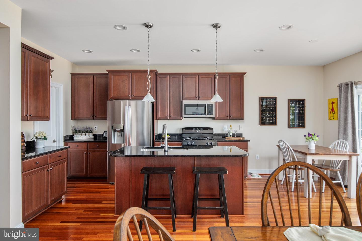 15864 MacKenzie Manor Dr