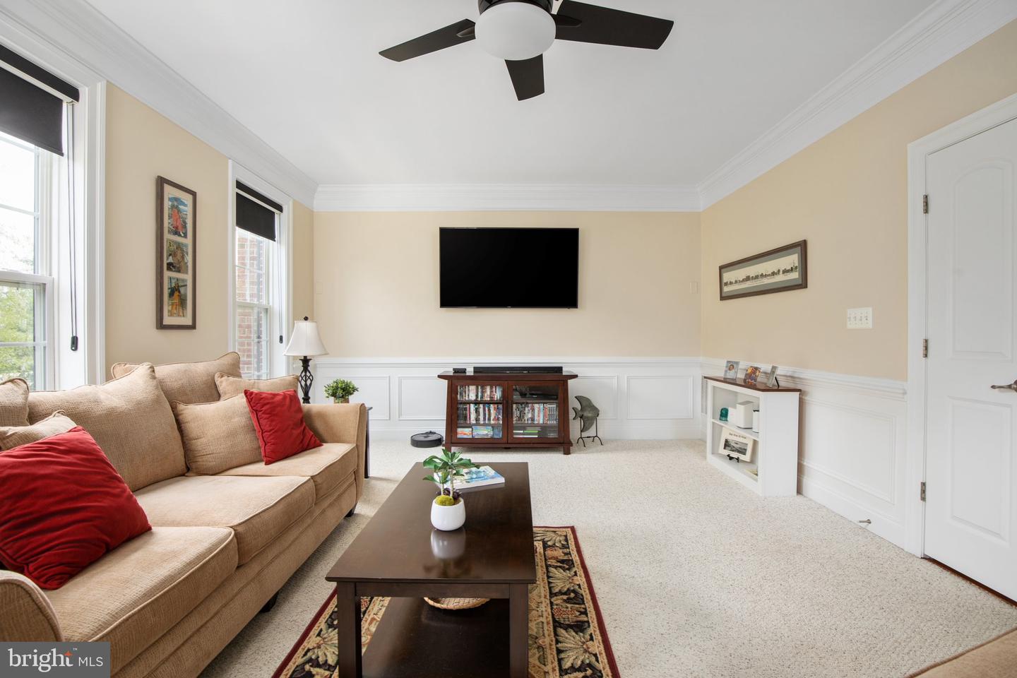 15864 MacKenzie Manor Dr