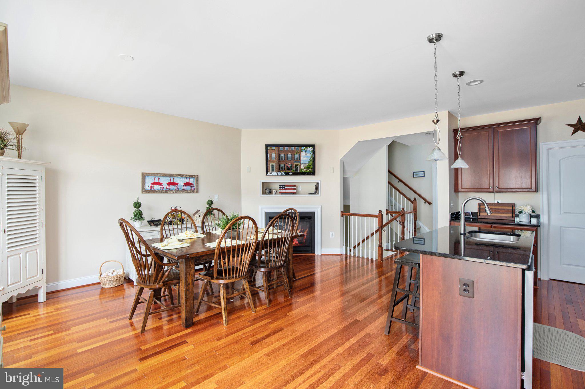 15864 MacKenzie Manor Dr