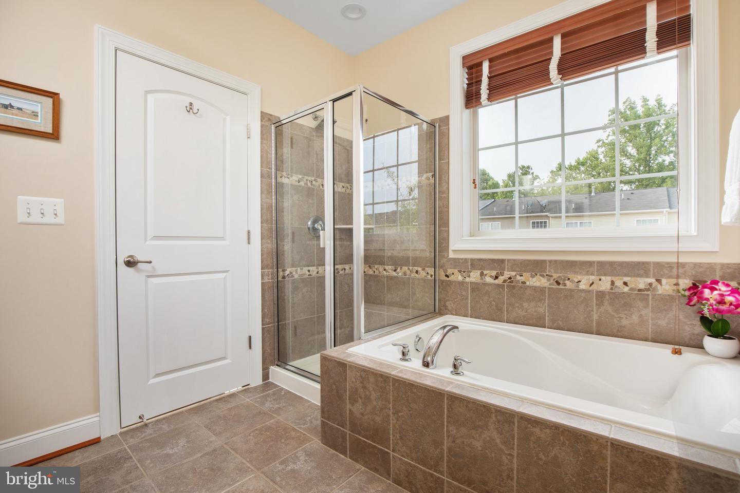 15864 MacKenzie Manor Dr