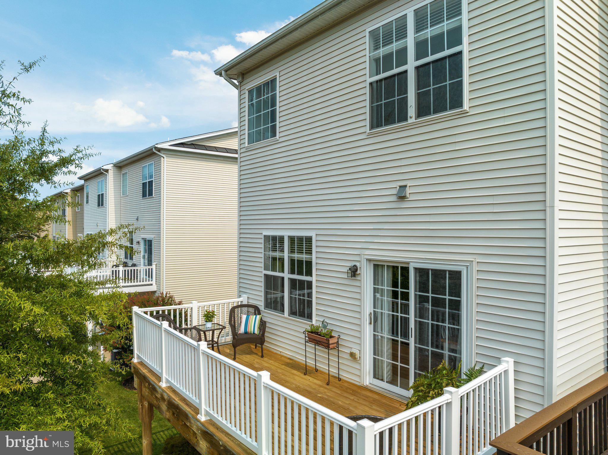 15864 MacKenzie Manor Dr