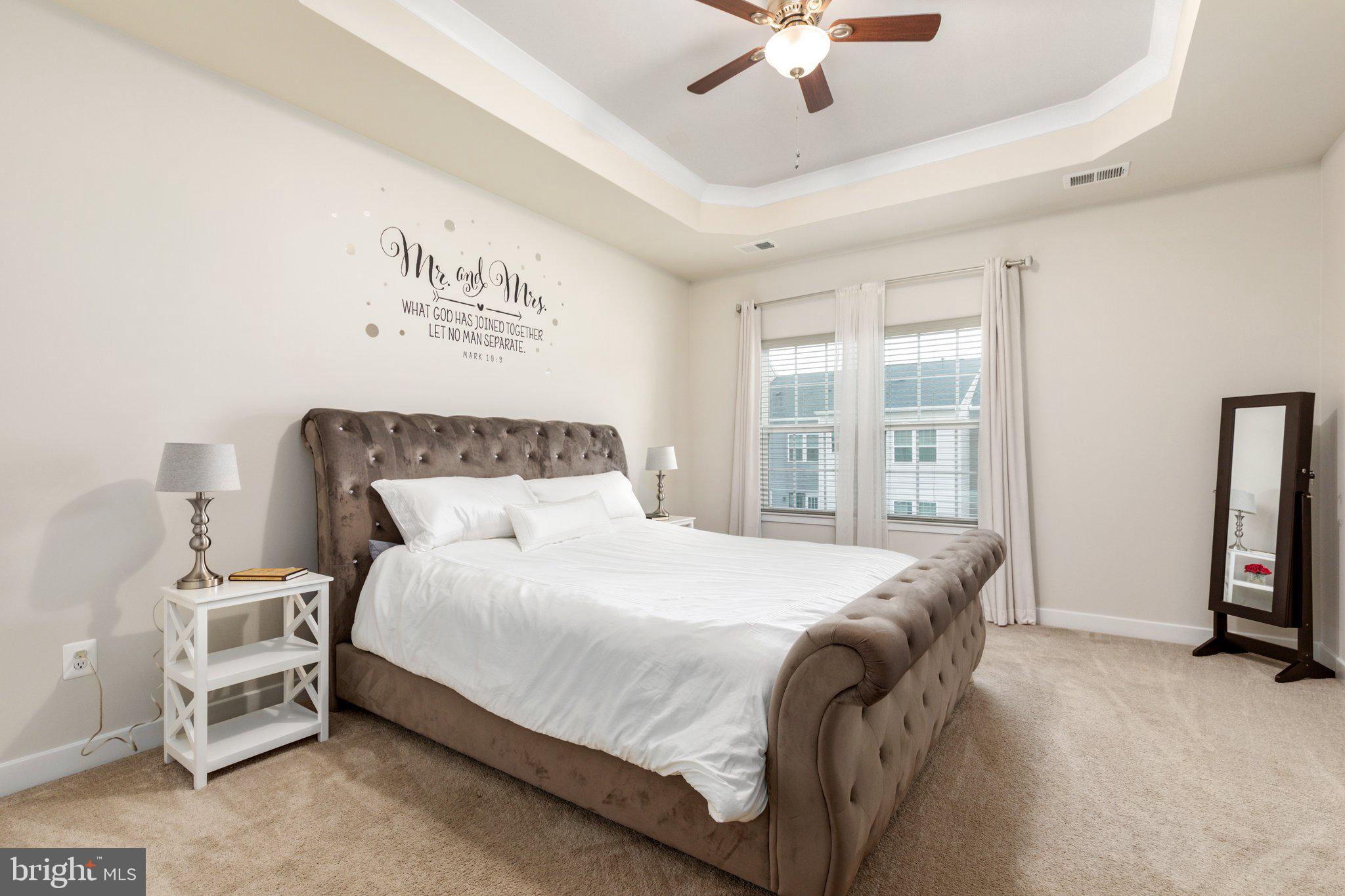 11373 Willow Green Cir