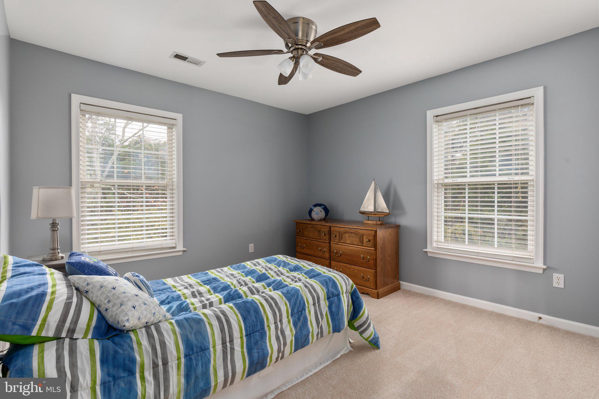 8008 Buschwood Mews