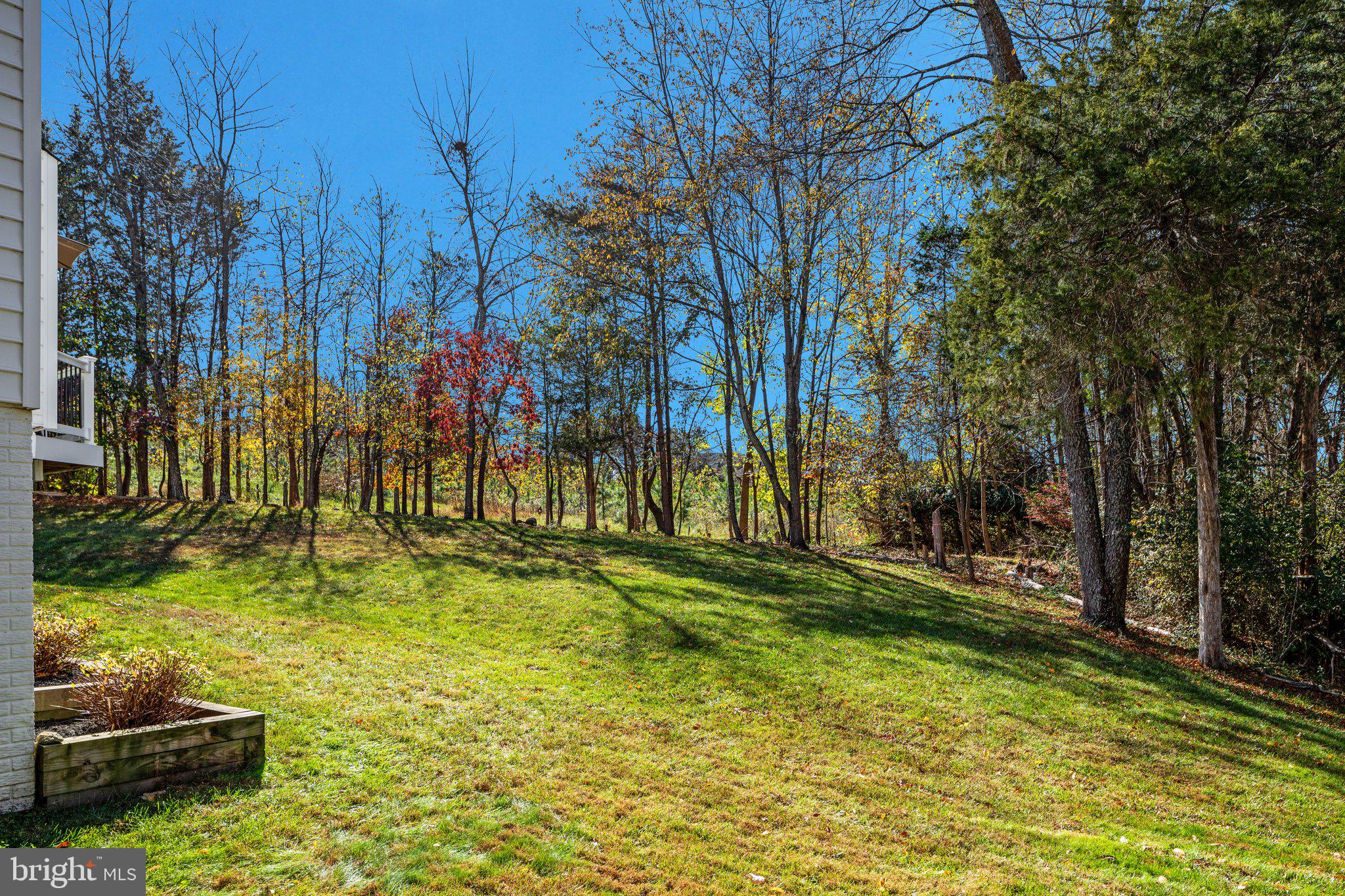 8008 Buschwood Mews