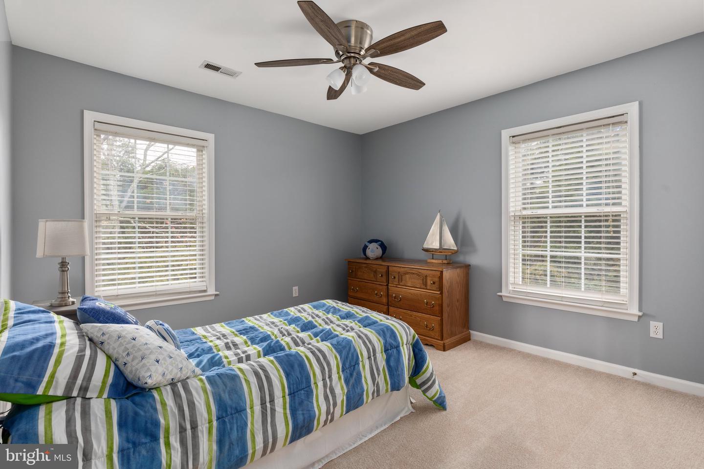 8008 Buschwood Mews