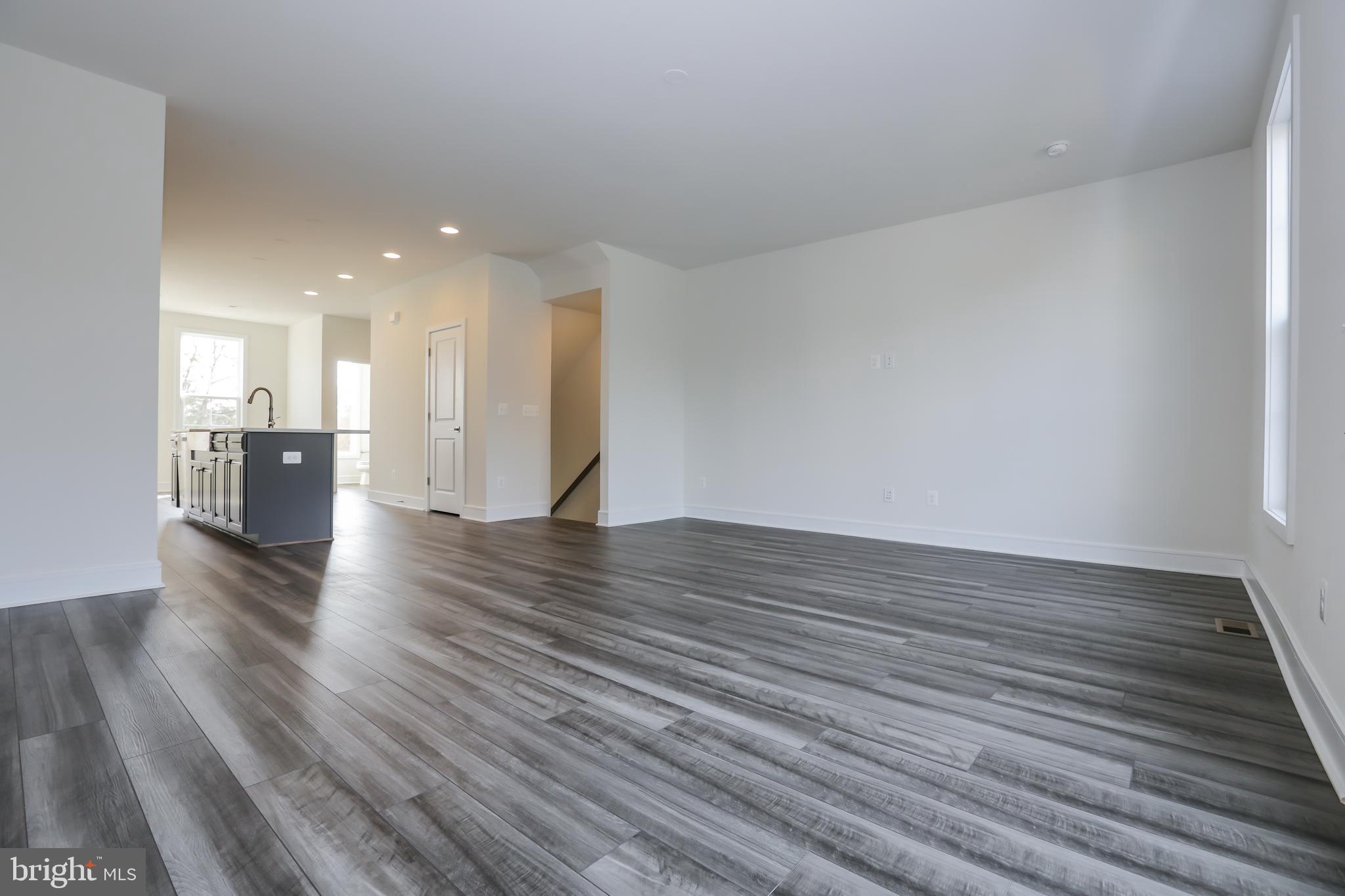 6722 Upland Manor Drive