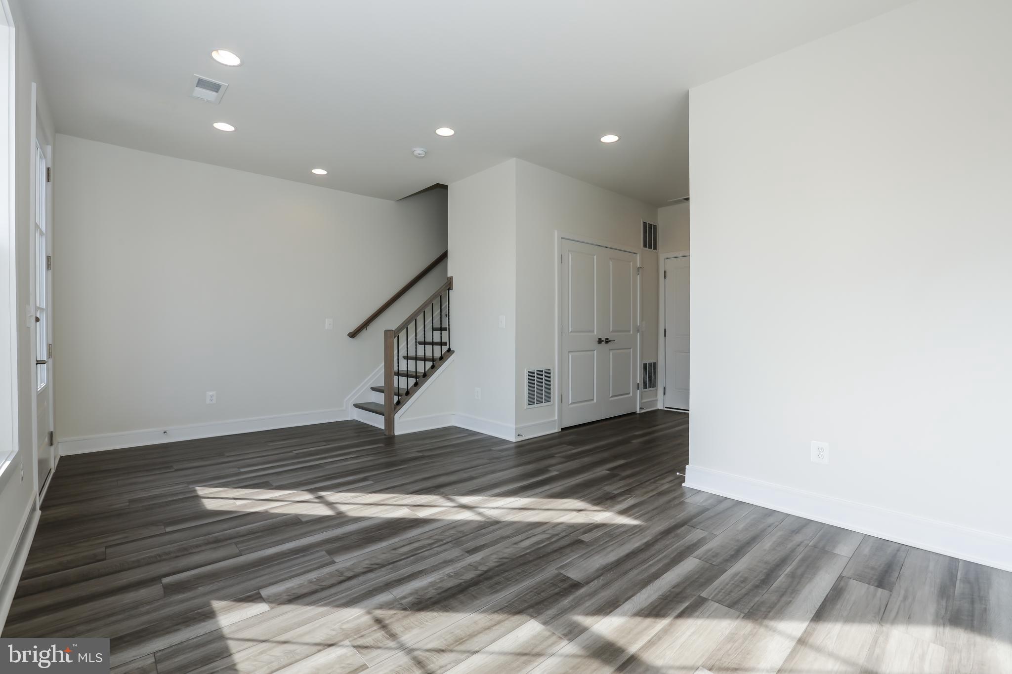 6722 Upland Manor Drive
