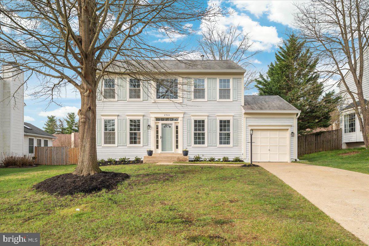 8940 Dennis Ct