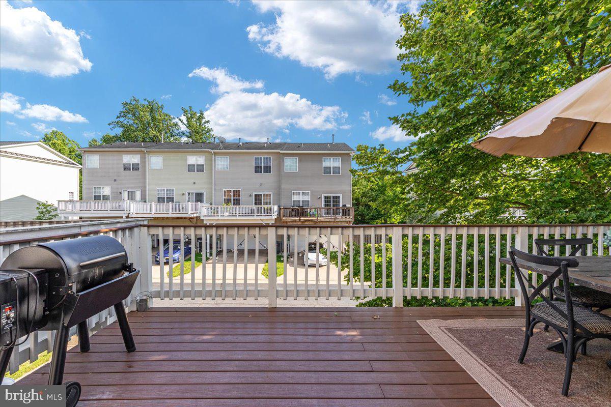 15876 MacKenzie Manor Dr