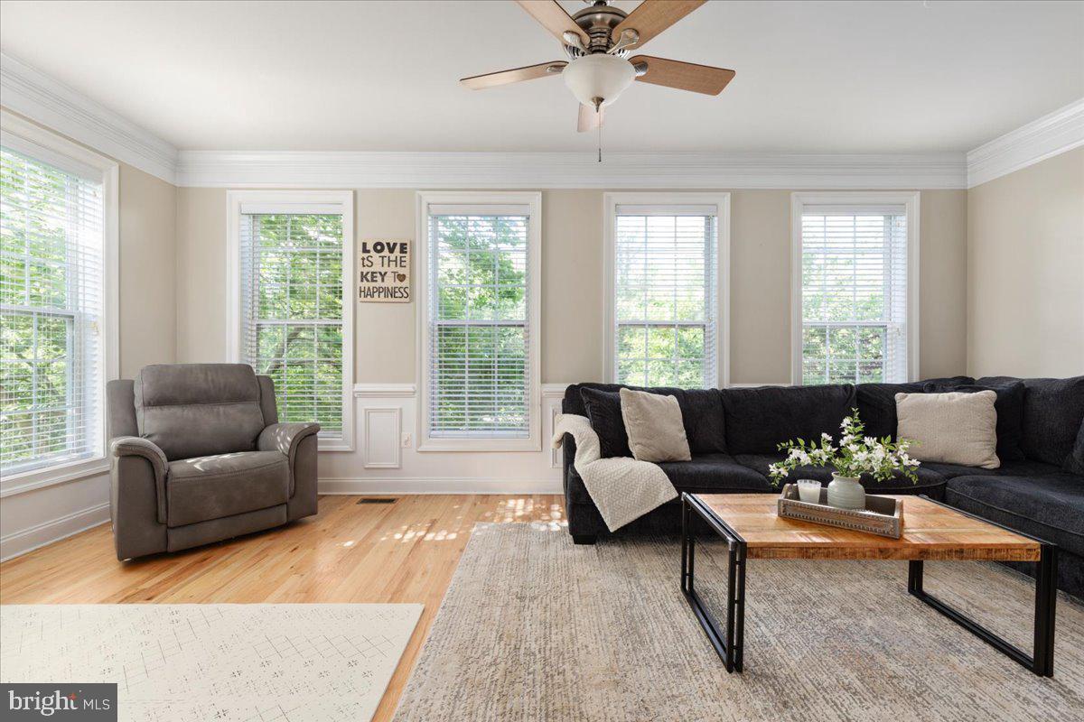 15876 MacKenzie Manor Dr