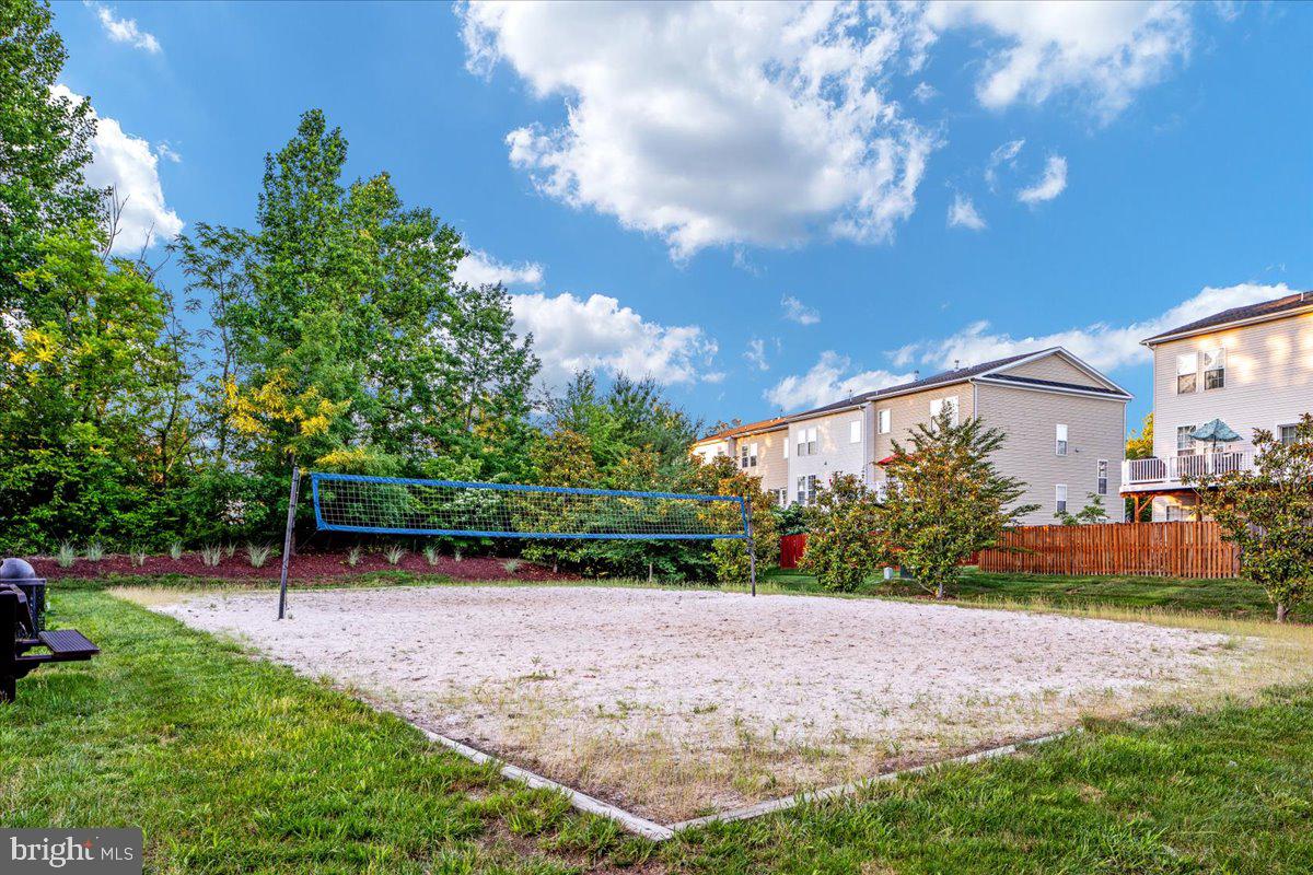 15876 MacKenzie Manor Dr