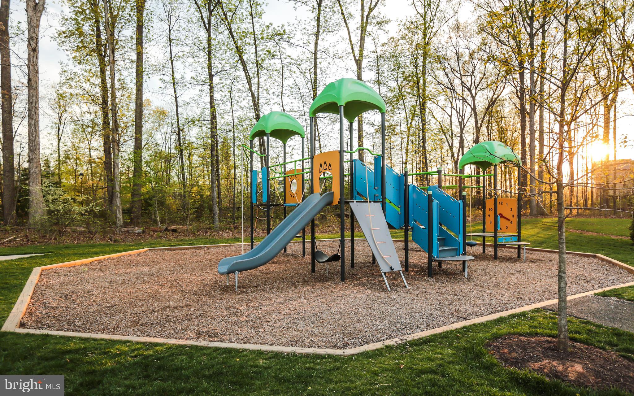 15876 MacKenzie Manor Dr