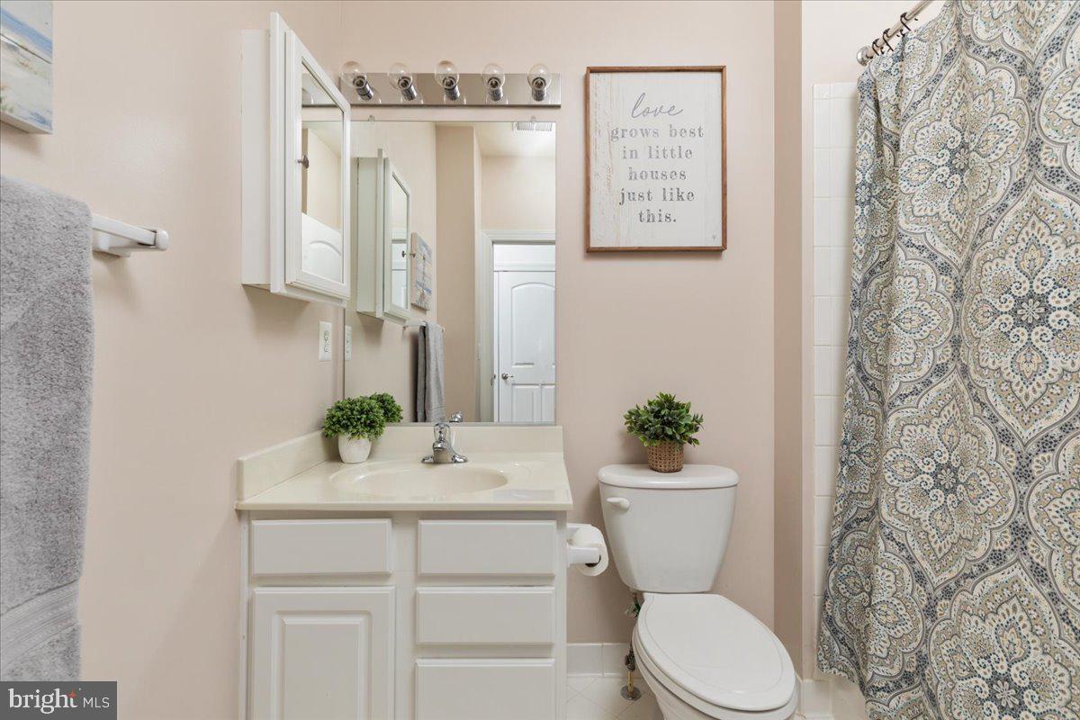 15876 MacKenzie Manor Dr