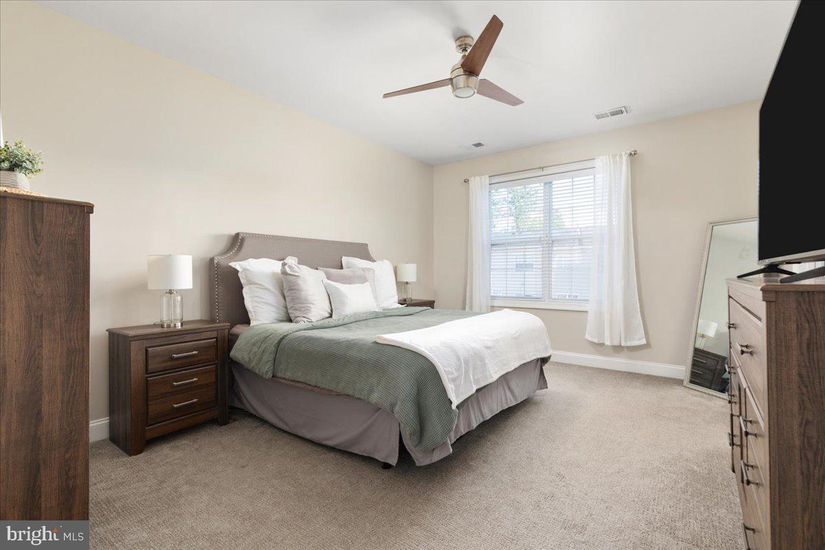 15876 MacKenzie Manor Dr