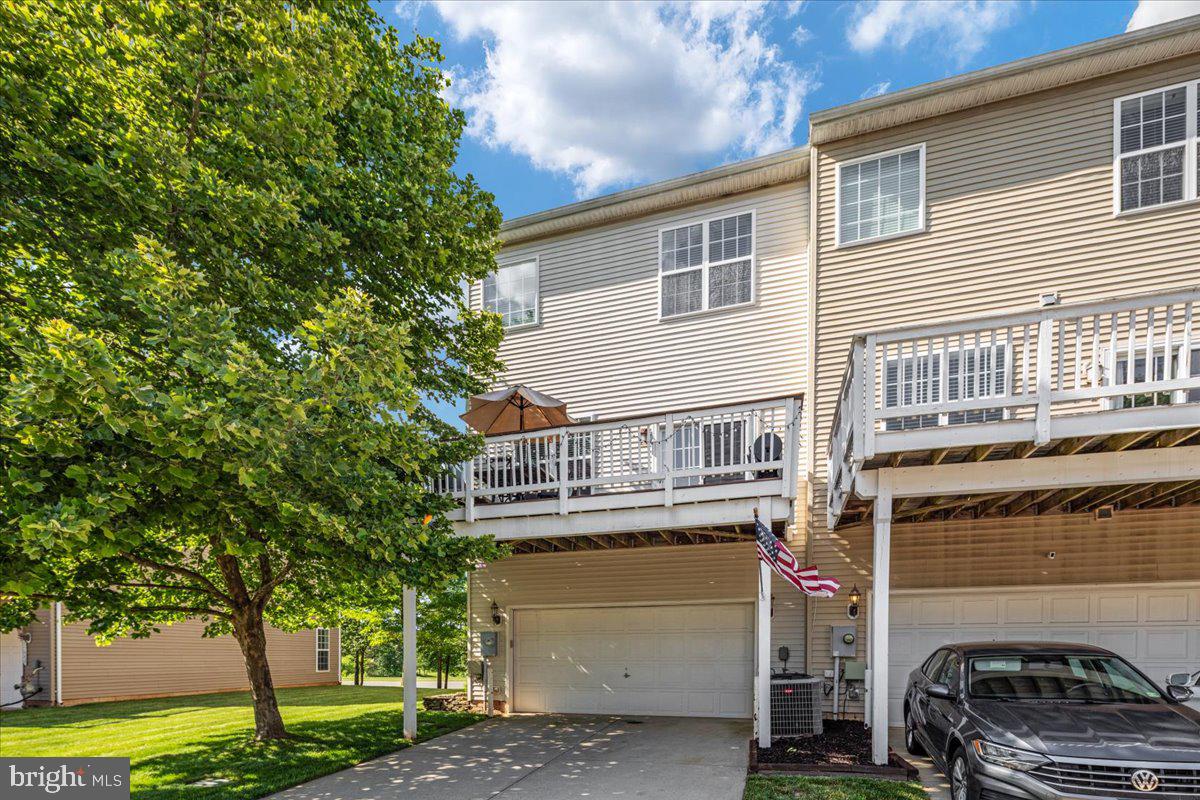 15876 MacKenzie Manor Dr