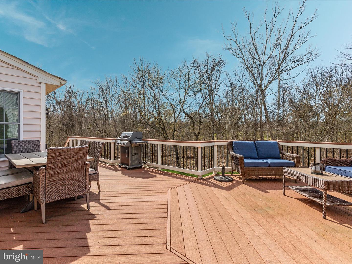 5032 Warwick Hills Ct