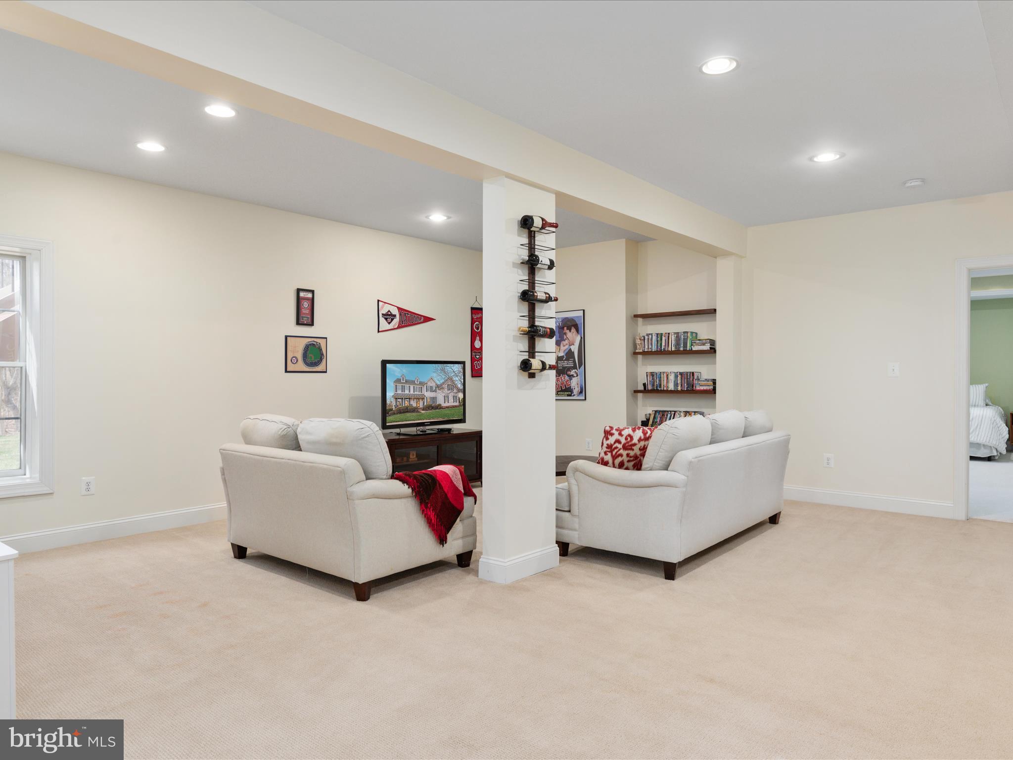 5032 Warwick Hills Ct