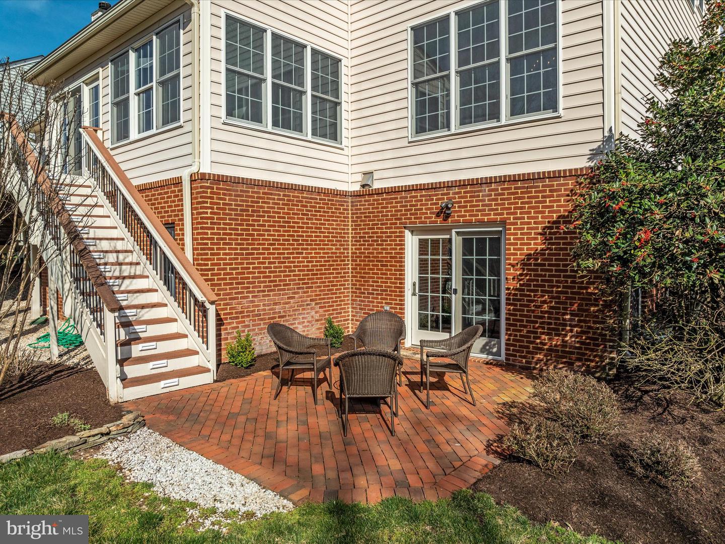 5032 Warwick Hills Ct