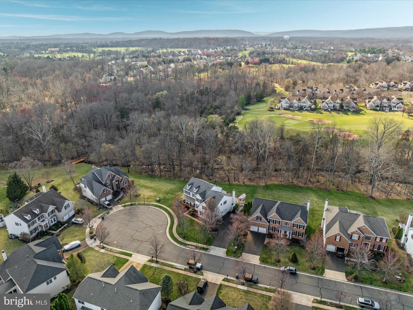 5032 Warwick Hills Ct