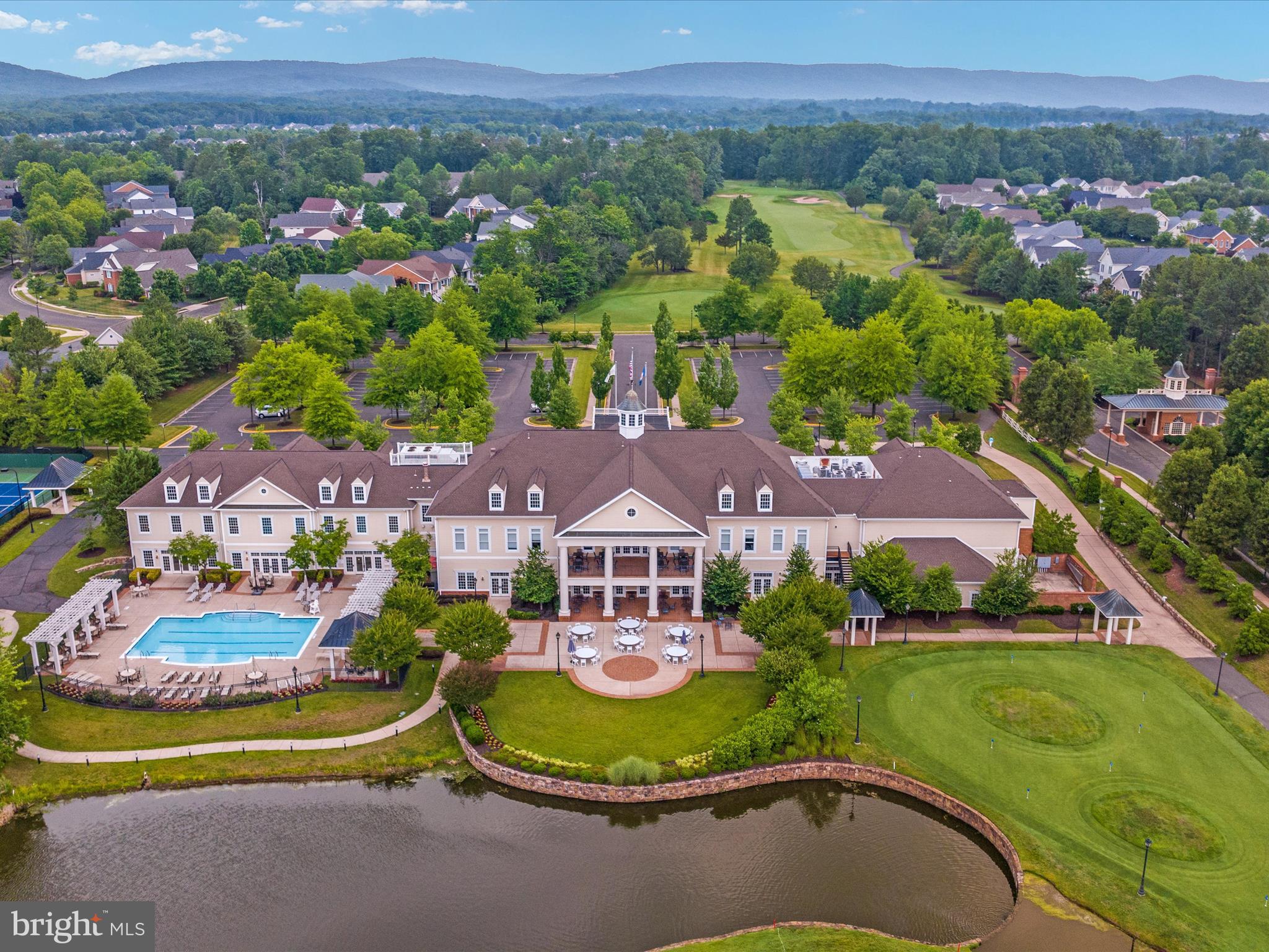 5032 Warwick Hills Ct