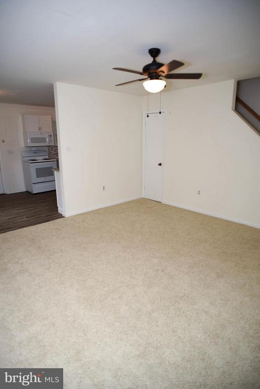 5707 ARTEMUS RD
