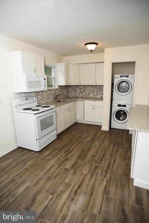 5707 ARTEMUS RD
