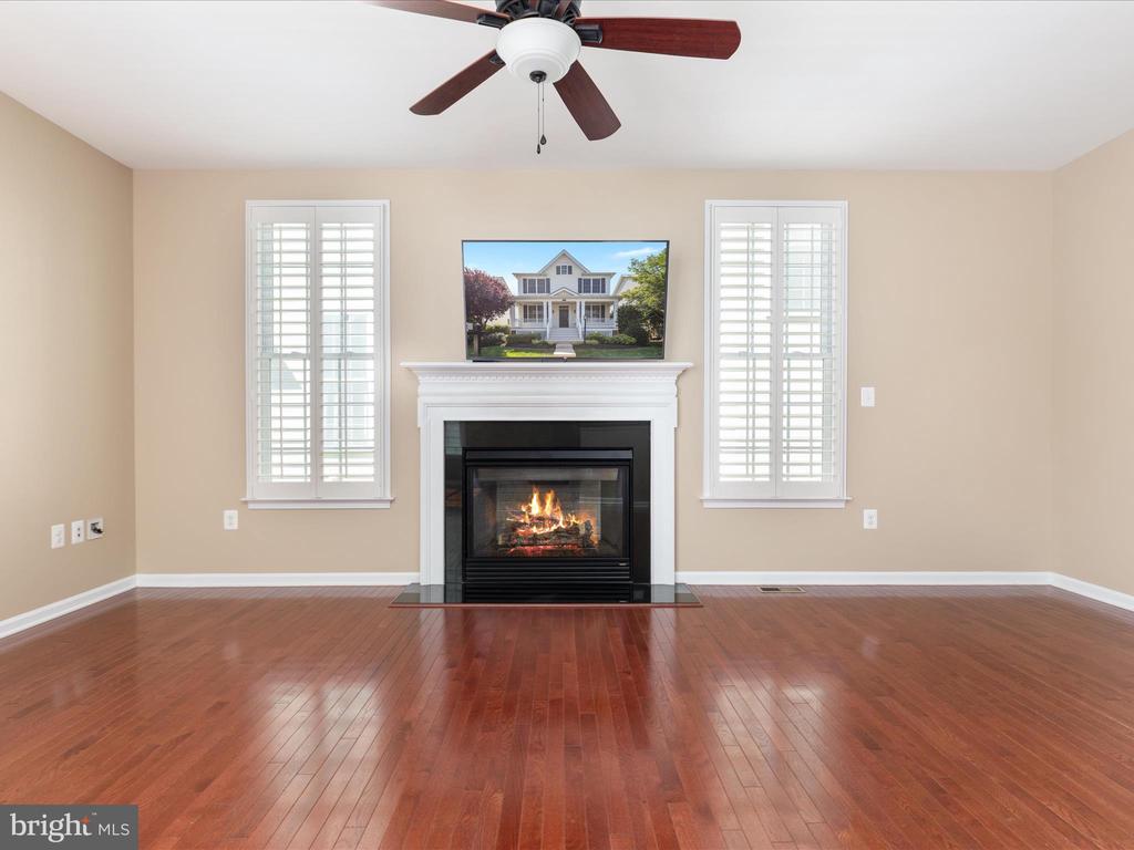 4642 FREEDMEN LN