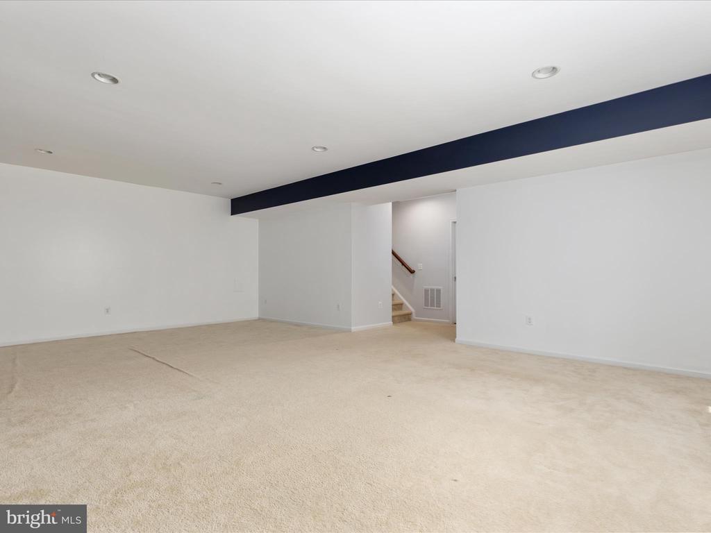 4642 FREEDMEN LN