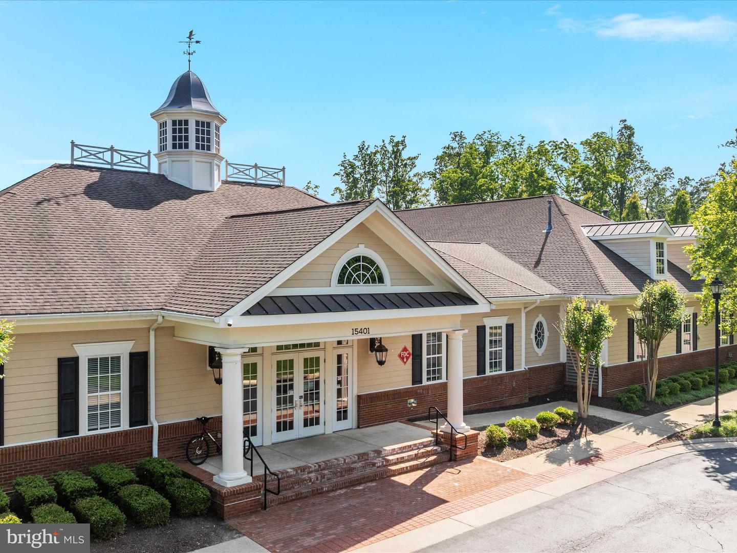 15047 Medinah Ct
