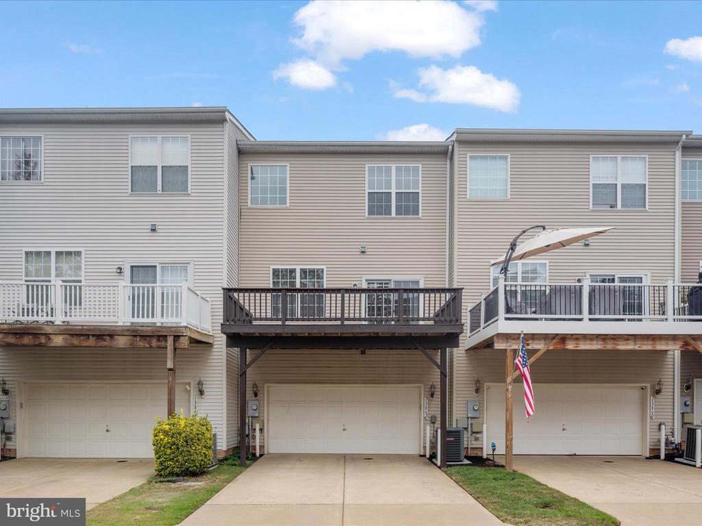 15862 MacKenzie Manor Dr