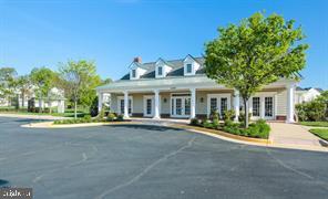15862 MacKenzie Manor Dr