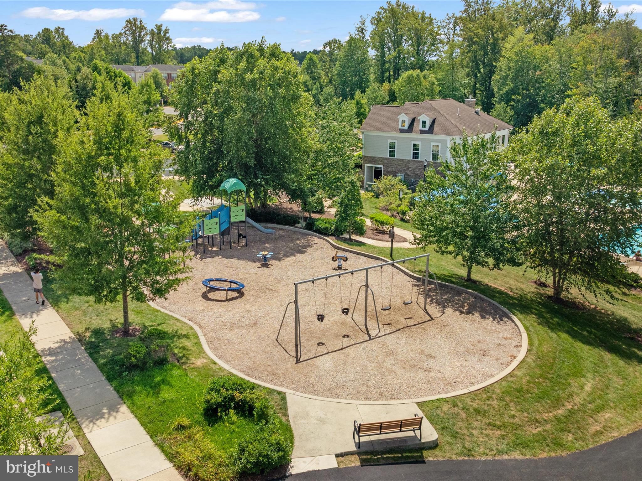 15862 MacKenzie Manor Dr