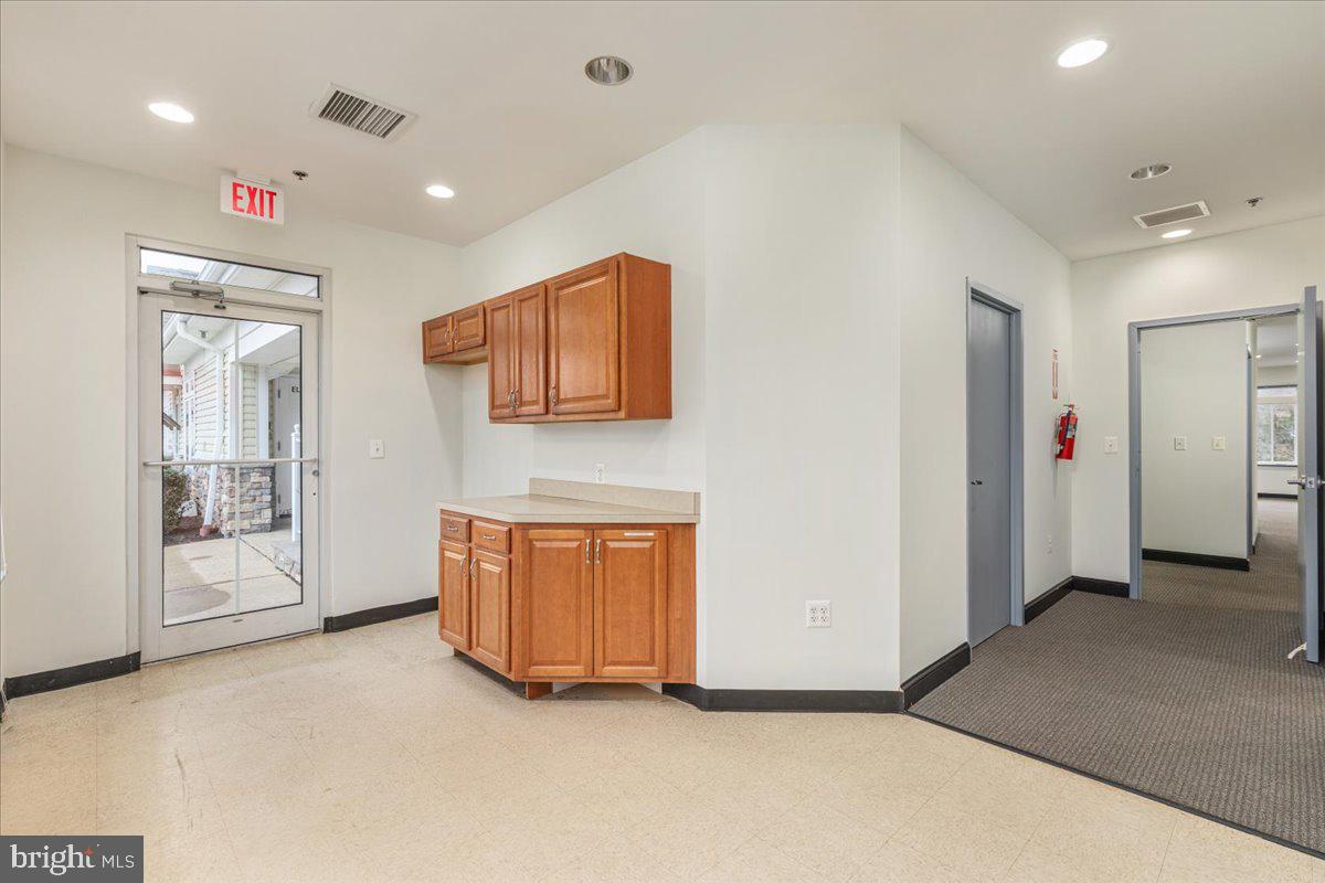 14535 JOHN MARSHALL HIGHWAY 203 & 204