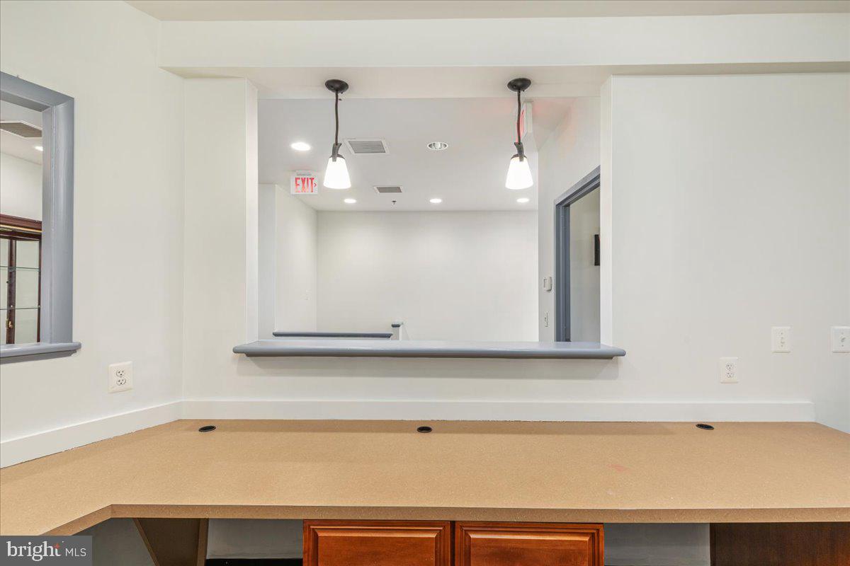 14535 JOHN MARSHALL HIGHWAY 203 & 204