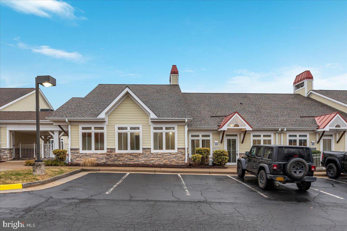 14535 JOHN MARSHALL HIGHWAY 203 & 204