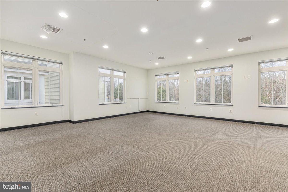 14535 JOHN MARSHALL HIGHWAY 203 & 204