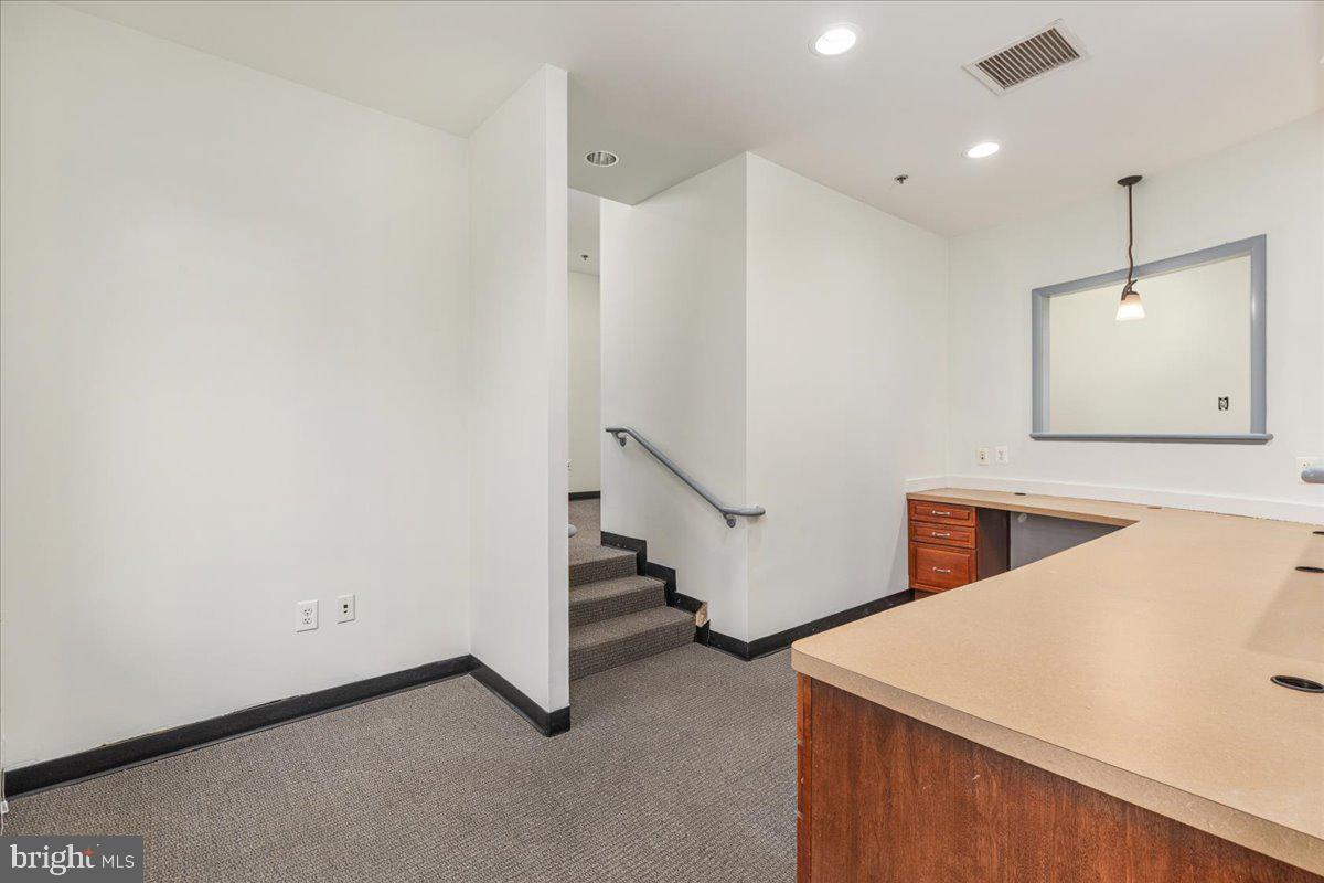 14535 JOHN MARSHALL HIGHWAY 203 & 204