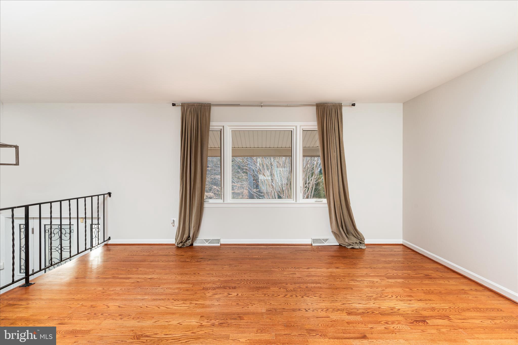 4509 MARTINWOOD DRIVE