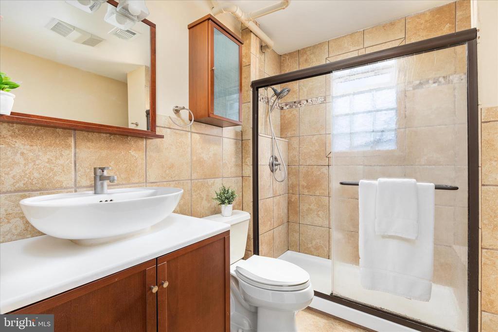 4509 MARTINWOOD DRIVE