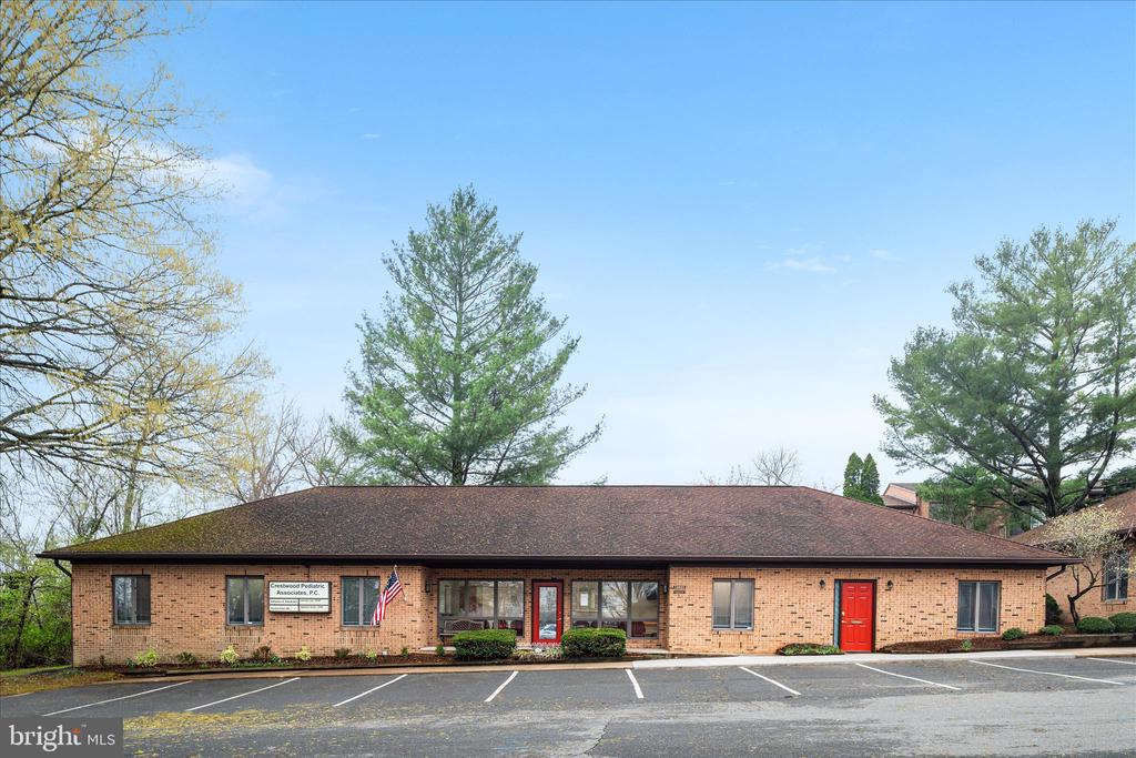 10623 CRESTWOOD DRIVE BURG 1