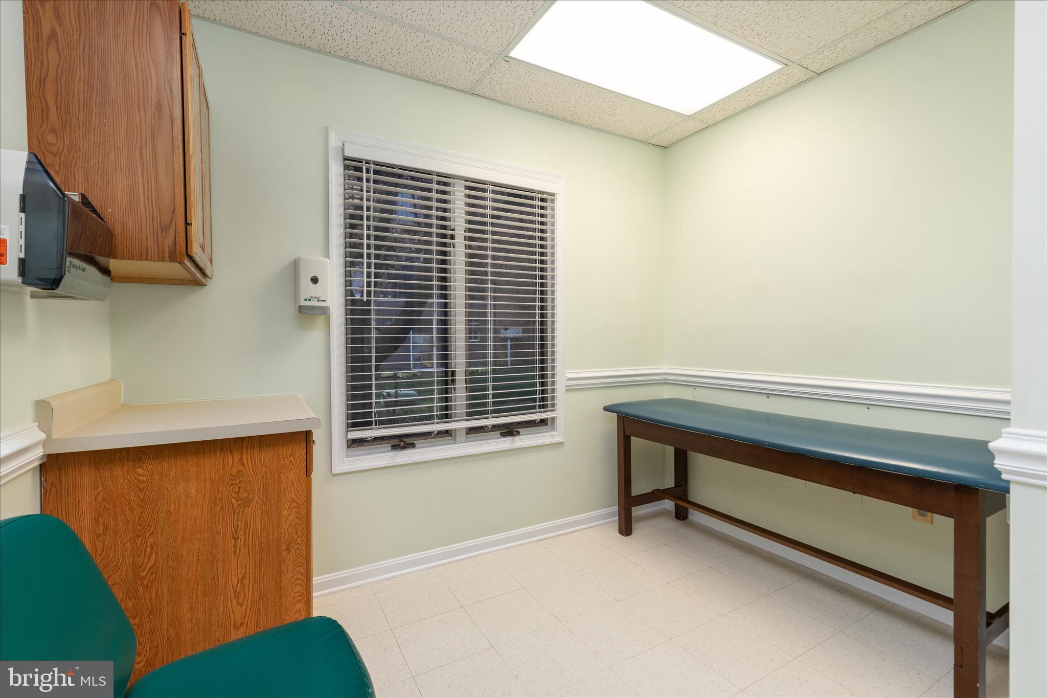 10623 CRESTWOOD DRIVE BURG 1