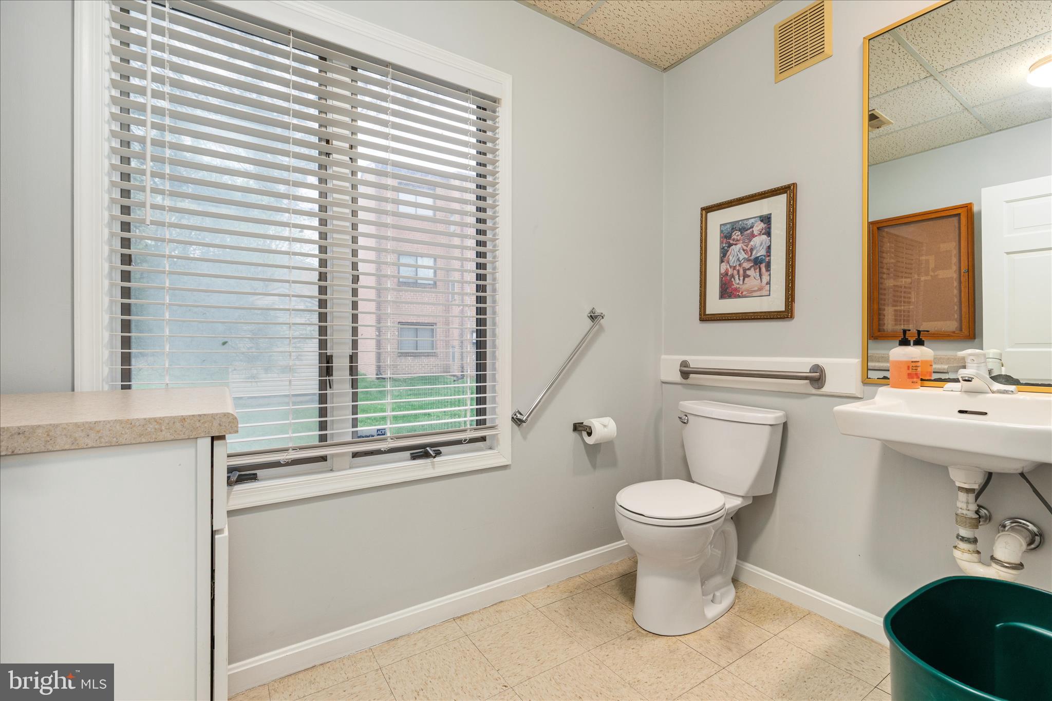 10623 CRESTWOOD DRIVE BURG 1