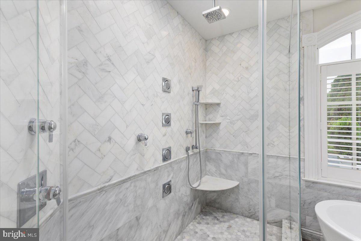 14915 ALPINE BAY LOOP
