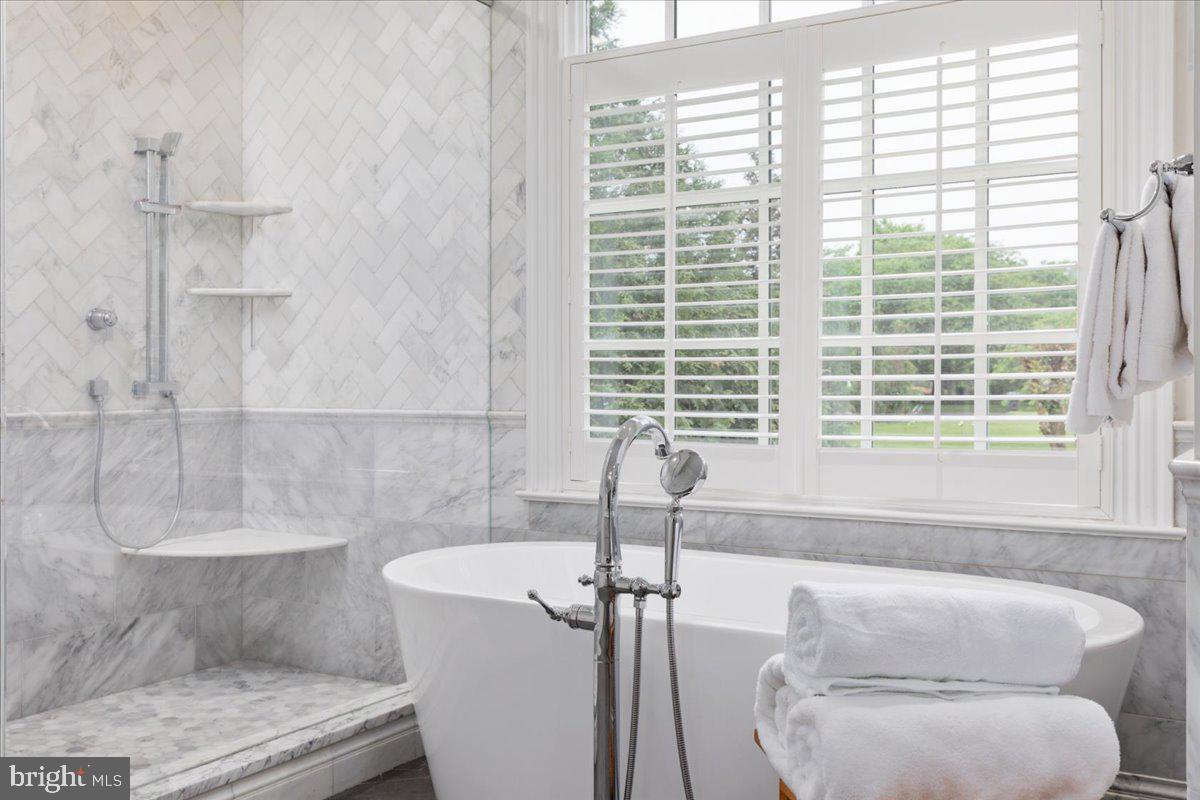 14915 ALPINE BAY LOOP