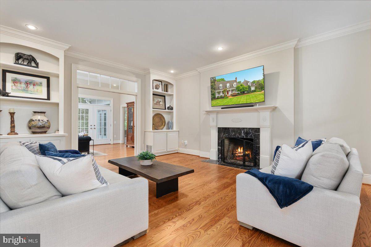 14915 ALPINE BAY LOOP