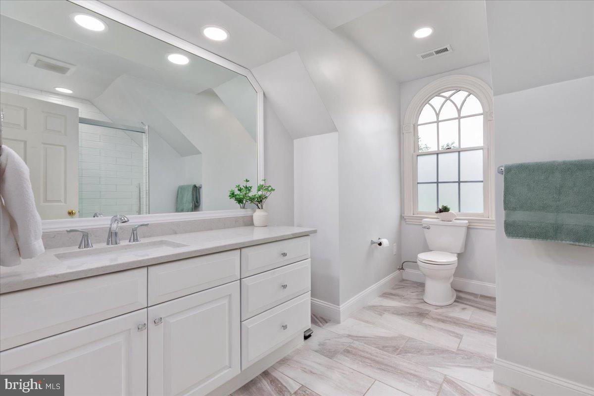 14915 ALPINE BAY LOOP
