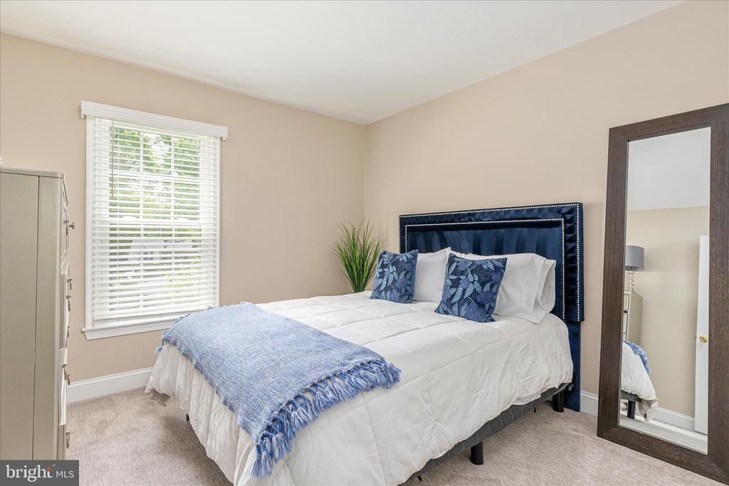 11109 STONEBROOK DRIVE