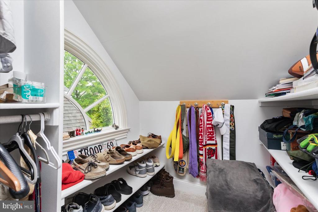 14915 ALPINE BAY LOOP