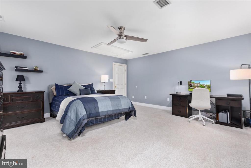 14915 ALPINE BAY LOOP